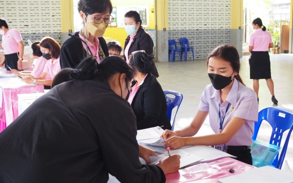 โรงเรียนเทศบาล 2 (วัดทุ่งสวน) ได้จัดการประชุมผู้ปกครองนักเรียน (สายชั้นประถมศึกษา)