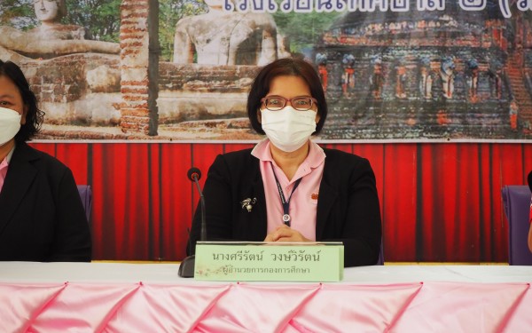 จัดโครงการประชุมผู้ปกครองและจ่ายค่าเครื่องแบบอุปกรณ์การเรียน ประจำปีการศึกษา 2565 