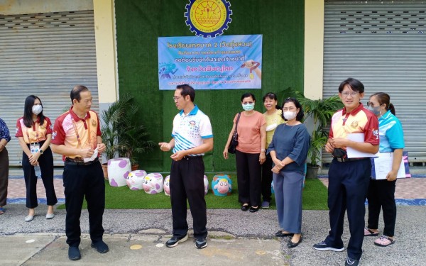 นายสถาพร  รามสูต ผู้อำนวยการกลุ่มส่งเสริมการจัดการศึกษา สำนักงานเขตพื้นที่การศึกษาประถมศึกษากำแพงเพชร เขต 1 ได้เดินทางมาตรวจเยี่ยมที่พักนักกีฬา 