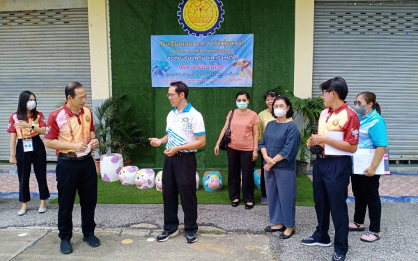 นายสถาพร  รามสูต ผู้อำนวยการกลุ่มส่งเสริมการจัดการศึกษา สำนักงานเขตพื้นที่การศึกษาประถมศึกษากำแพงเพชร เขต 1 ได้เดินทางมาตรวจเยี่ยมที่พักนักกีฬา 