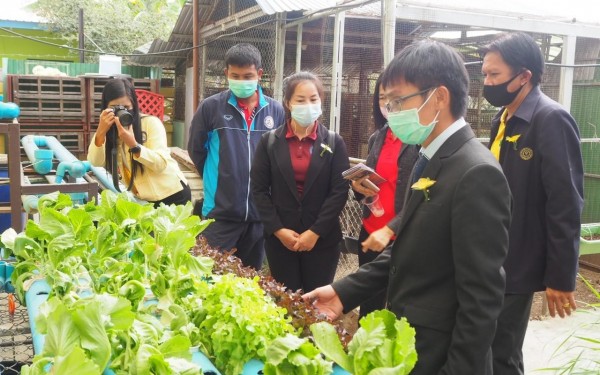 เอื้อเฟื้อเป็นแหล่งศึกษาดูงานสถานศึกษาพอเพียงให้กับโรงเรียนเทศบาลตำบลช่องลม